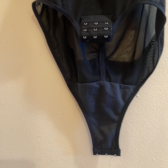 Large body shaper body suit - Picture 3 of 4